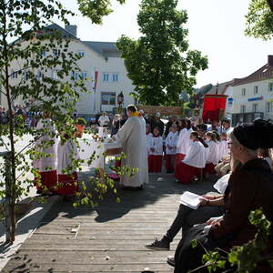 Fronleichnam 2015, Pfarre Neumarkt im Mühlkreis